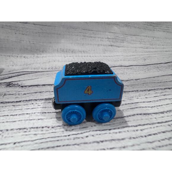 Thomas & Friends Wooden Railway Gordon's Tender - Picture 1 of 4